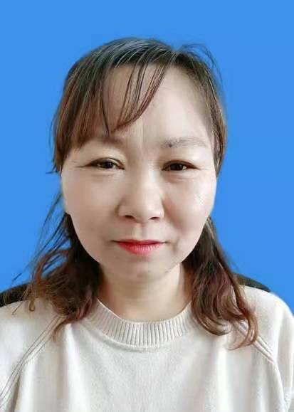 何娅红.jpg